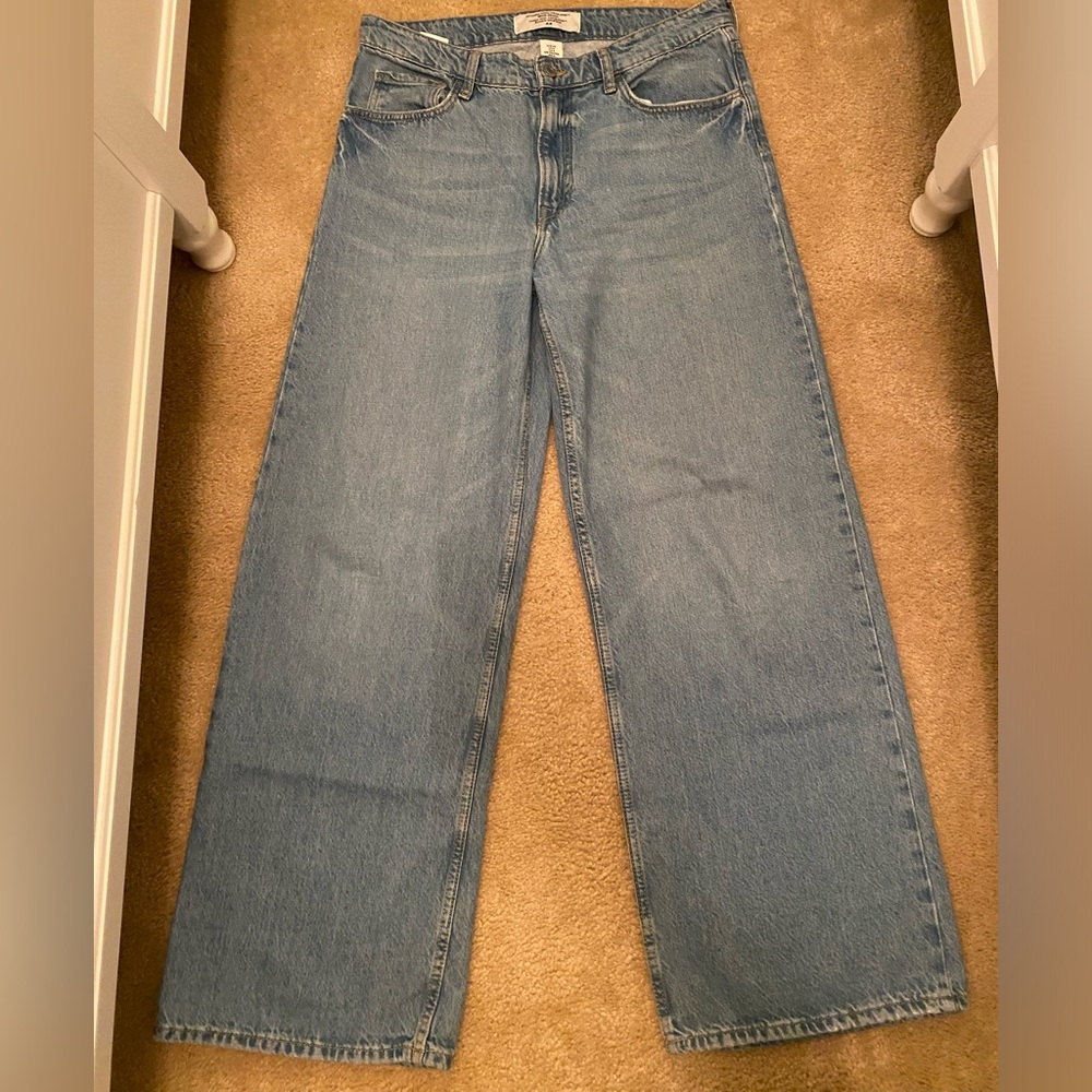 H&M wide leg blue jeans size 8